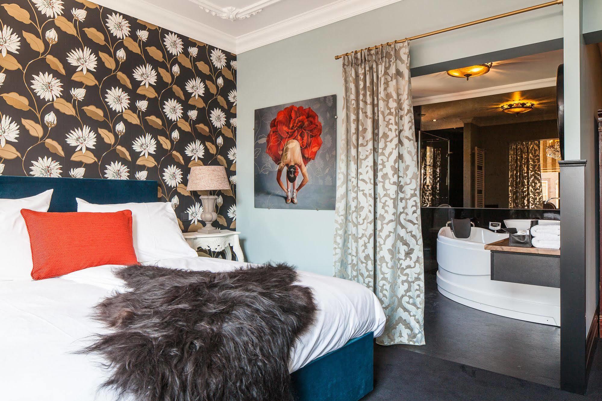 Boutique Hotel Opus One Numansdorp Экстерьер фото