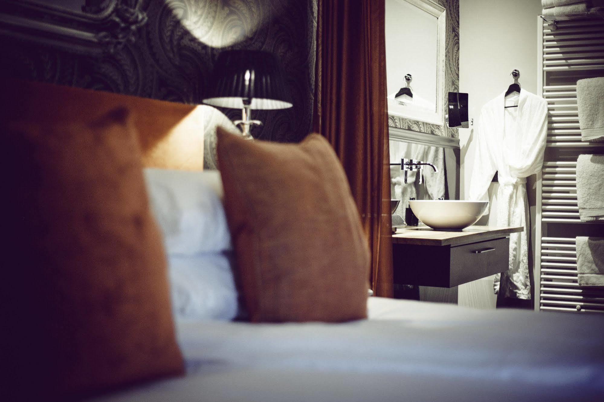 Boutique Hotel Opus One Numansdorp Экстерьер фото